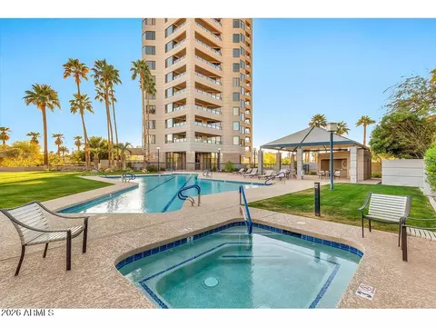 Exterior - 1040 E Osborn Rd #1004, Phoenix, AZ 85014 photo 14 of 22