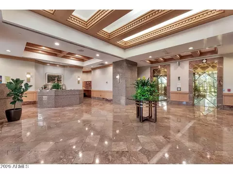 Entry Way - 1040 E Osborn Rd #1004, Phoenix, AZ 85014 photo 2 of 2