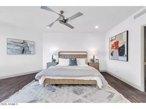Bedroom - 1040 E Osborn Rd #1004, Phoenix, AZ 85014 photo 6 of 7