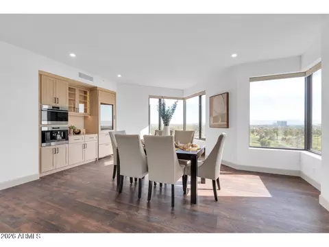 Dining - 1040 E Osborn Rd #1004, Phoenix, AZ 85014 photo 5 of 5