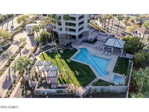 Exterior - 1040 E Osborn Rd #1004, Phoenix, AZ 85014 photo 9 of 22