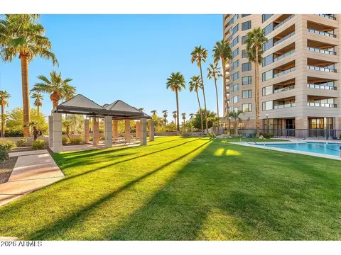 Exterior - 1040 E Osborn Rd #1004, Phoenix, AZ 85014 photo 16 of 22