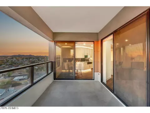 Exterior - 1040 E Osborn Rd #1004, Phoenix, AZ 85014 photo 4 of 22