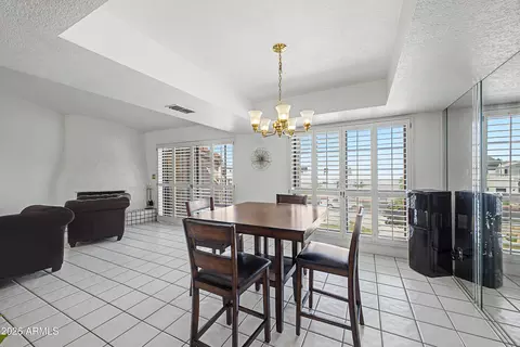 8301 N 21st Dr #F203, Phoenix, AZ 85021