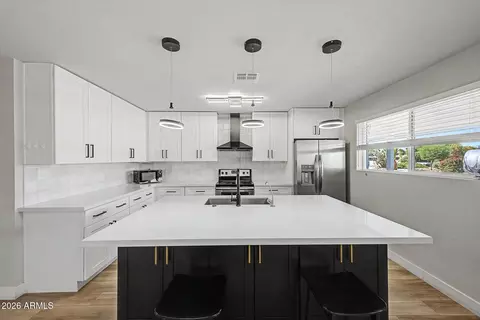 6501 E Cypress St, Scottsdale, AZ 85257