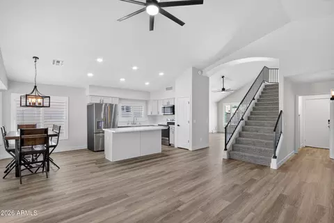 Entry Way - 624 E Sheffield Ave, Gilbert, AZ 85296 photo 2 of 5