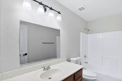 Bath - 624 E Sheffield Ave, Gilbert, AZ 85296 photo 3 of 3