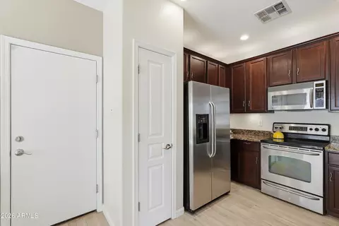 2845 S Key Biscayne Dr, Gilbert, AZ 85295 photo 12