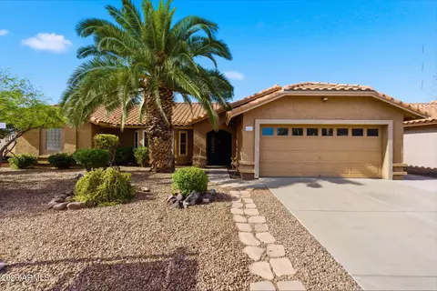 4050 W Saguaro Park Ln, Glendale, AZ 85310