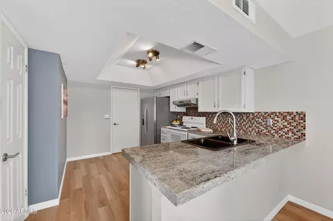 Kitchen - 1753 E Jacinto Cir, Mesa, AZ 85204 photo 4 of 4