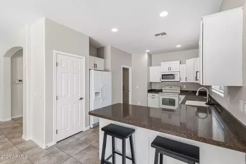 Kitchen - 2319 W Beverly Rd, Phoenix, AZ 85041 photo 2 of 5