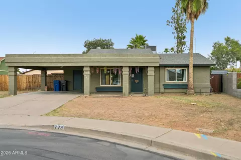 723 S Whiting Cir, Mesa, AZ 85204