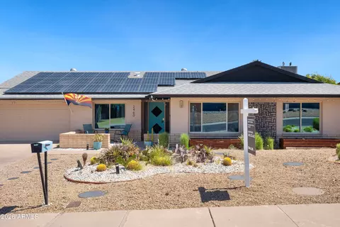 2460 E Claire Dr, Phoenix, AZ 85032