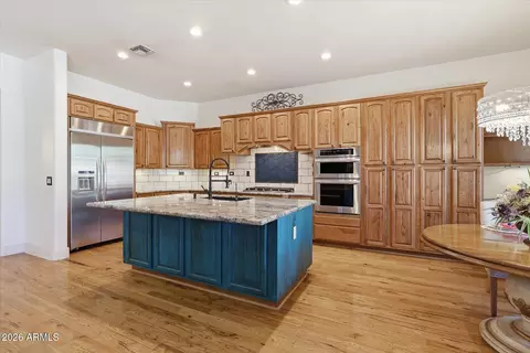 Kitchen - 4552 E Cavalry Dr, Gilbert, AZ 85297 photo 2 of 4