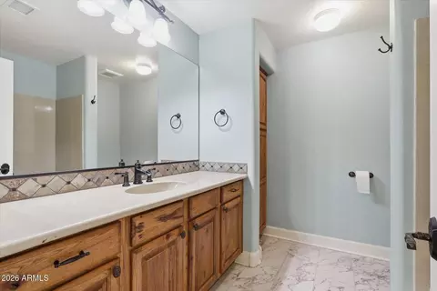 Bath - 4552 E Cavalry Dr, Gilbert, AZ 85297 photo 7 of 8