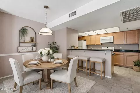 Dining - 100 E Fillmore St #102, Phoenix, AZ 85004 photo 1 of 1
