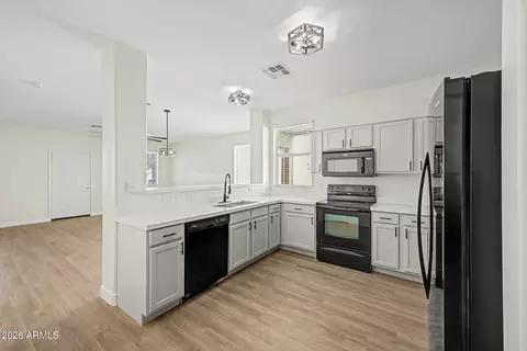 5155 W Illini St, Phoenix, AZ 85043