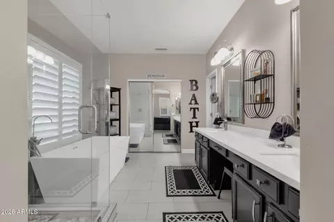 Bath - 10464 E Medina Ave, Mesa, AZ 85209 photo 1 of 5