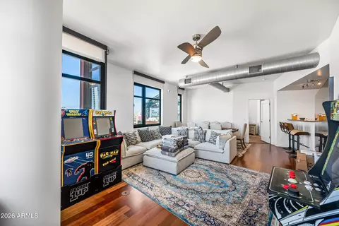 310 S 4th St #905, Phoenix, AZ 85004
