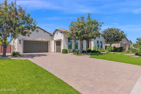 7098 S Portland Ave, Gilbert, AZ 85298