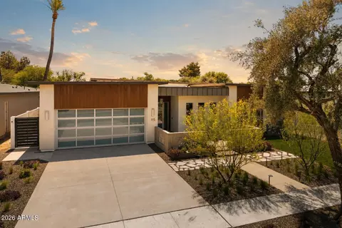 Exterior - 115 E Griswold Rd, Phoenix, AZ 85020 photo 3 of 4