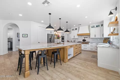 Kitchen - 16006 S 29th Ave, Phoenix, AZ 85045 photo 1 of 5