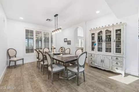 Dining - 16006 S 29th Ave, Phoenix, AZ 85045 photo 2 of 2