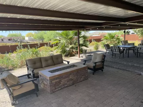 Exterior - 501 E Cloud Rd, Phoenix, AZ 85086 photo 2 of 7