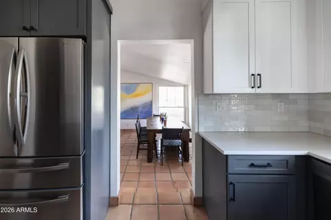 Entry Way - 3715 N 9th Pl, Phoenix, AZ 85014 photo 3 of 6