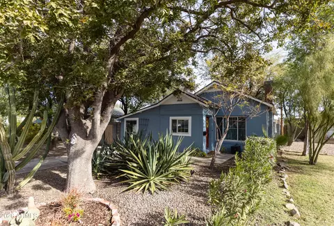 Exterior - 3715 N 9th Pl, Phoenix, AZ 85014 photo 3 of 12