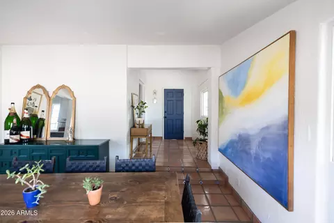Entry Way - 3715 N 9th Pl, Phoenix, AZ 85014 photo 2 of 6