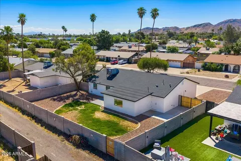 View/Area - 3416 E Altadena Ave, Phoenix, AZ 85028 photo 3 of 10
