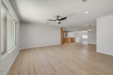 Living - 3416 E Altadena Ave, Phoenix, AZ 85028 photo 3 of 4