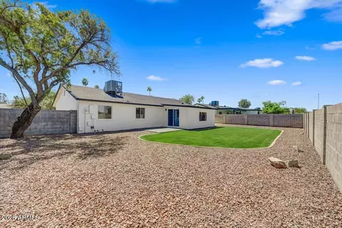 Exterior - 3416 E Altadena Ave, Phoenix, AZ 85028 photo 7 of 8