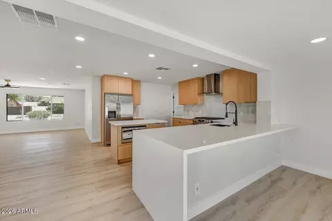 Kitchen - 3416 E Altadena Ave, Phoenix, AZ 85028 photo 4 of 4