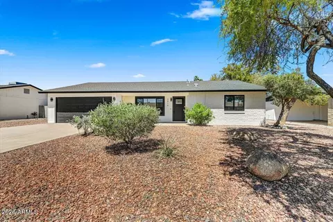 Exterior - 3416 E Altadena Ave, Phoenix, AZ 85028 photo 2 of 8