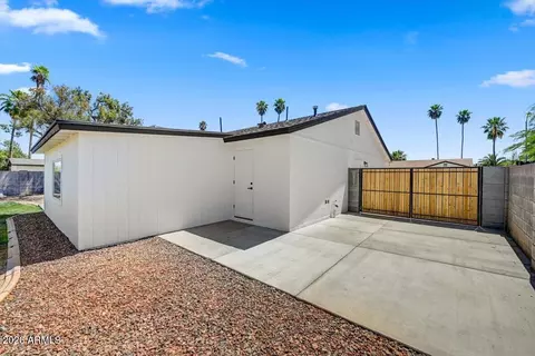 Exterior - 3416 E Altadena Ave, Phoenix, AZ 85028 photo 4 of 8