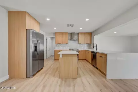 Kitchen - 3416 E Altadena Ave, Phoenix, AZ 85028 photo 2 of 4
