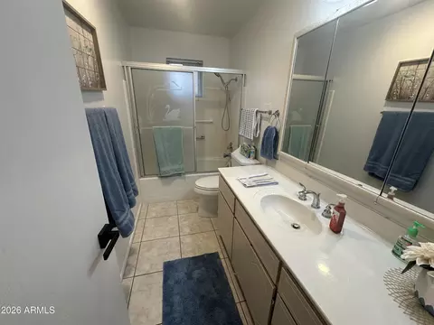 Bath - 4314 E Dragoon Cir, Mesa, AZ 85206 photo 2 of 2