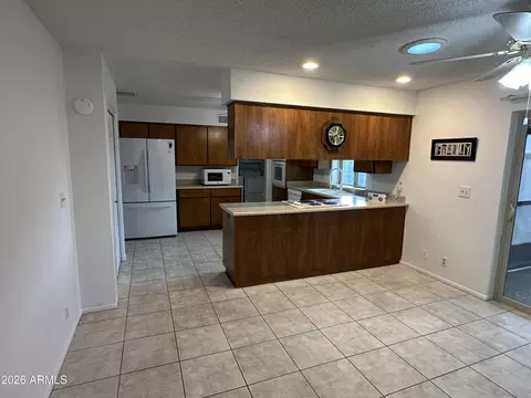 Kitchen - 4314 E Dragoon Cir, Mesa, AZ 85206 photo 2 of 2