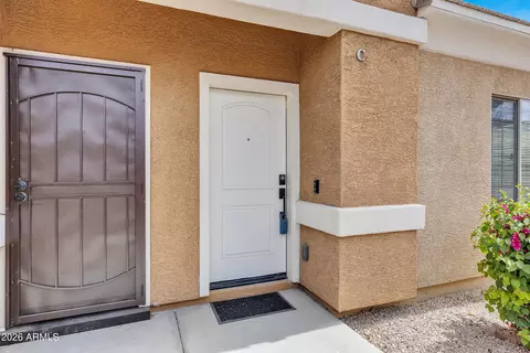 Entry Way - 854 S San Marcos Dr #7C, Apache Junction, AZ 85120 photo 1 of 2