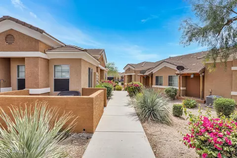 Exterior - 854 S San Marcos Dr #7C, Apache Junction, AZ 85120 photo 2 of 3