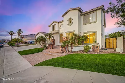 Exterior - 27905 N 66th Dr, Phoenix, AZ 85083 photo 2 of 5