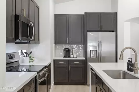 Kitchen - 5252 E Carol Ave, Mesa, AZ 85206 photo 7 of 7