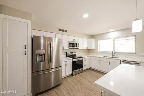 Kitchen - 2501 E Villa Rita Dr, Phoenix, AZ 85032 photo 2 of 2