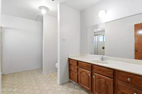 Bath - 16205 E Fairview St, Gilbert, AZ 85295 photo 8 of 9