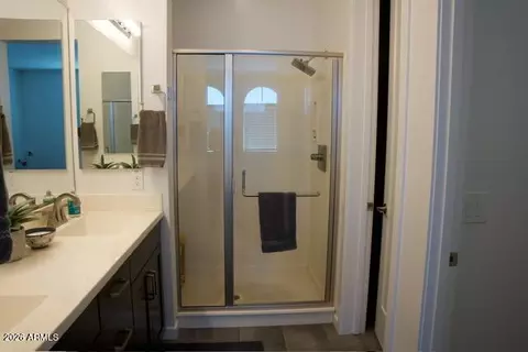 Bath - 1725 E Dogwood Ln, Gilbert, AZ 85295 photo 6 of 6