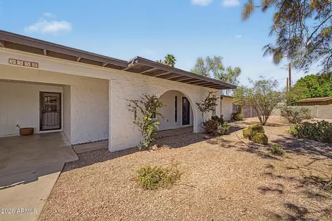Exterior - 2552 E Brown Rd, Mesa, AZ 85213 photo 2 of 12