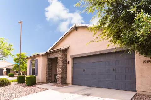Exterior - 2049 E Stacey Rd, Gilbert, AZ 85298 photo 2 of 7