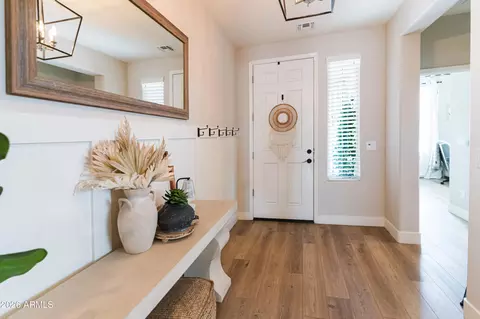 Entry Way - 2049 E Stacey Rd, Gilbert, AZ 85298 photo 5 of 7